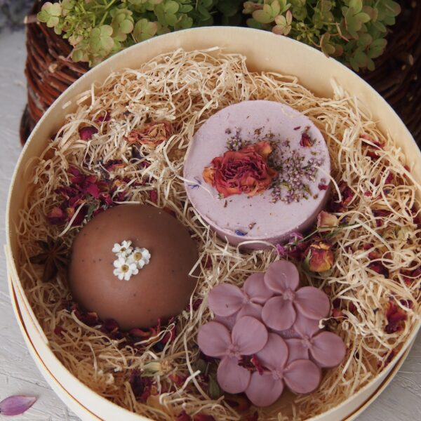 Confezione regalo - Cappelliera con 3 saponi